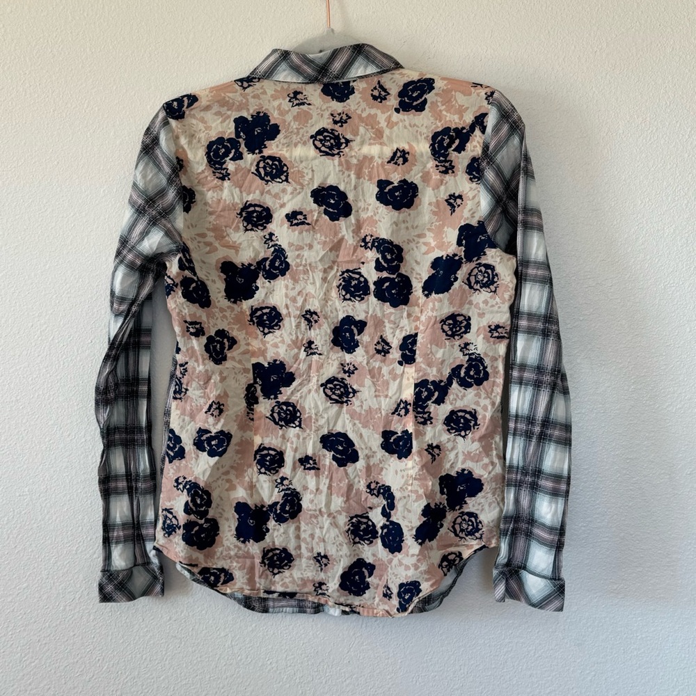 2 FOR $20 Cabi Plaid Floral Back Button Front Long Sleeve Shirt Blouse Top S - Picture 6 of 8